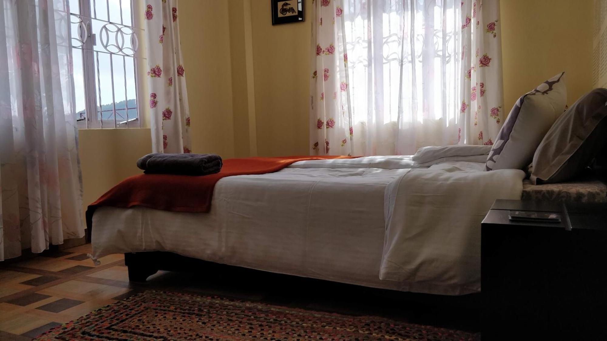 Roseville Shillong Extérieur photo